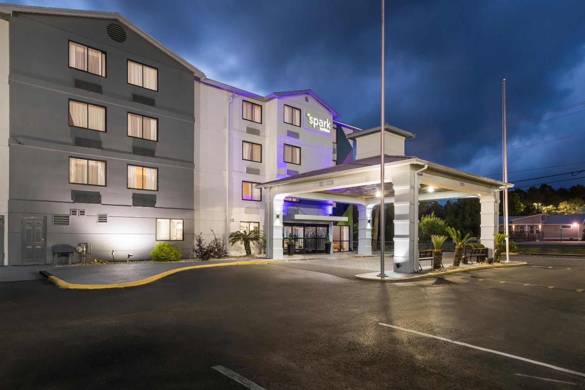 Spark By Hilton Biloxi Ocean Springs Exterior photo